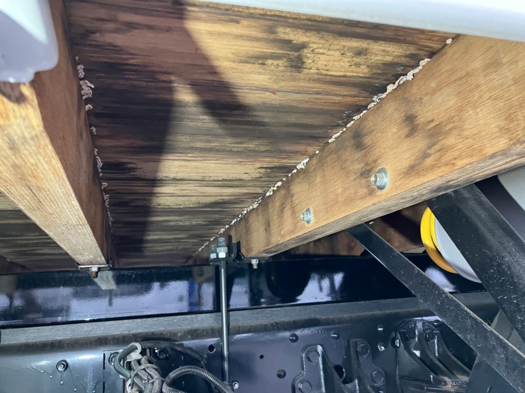 三菱 ファイター 2KG-FK62FZの写真7