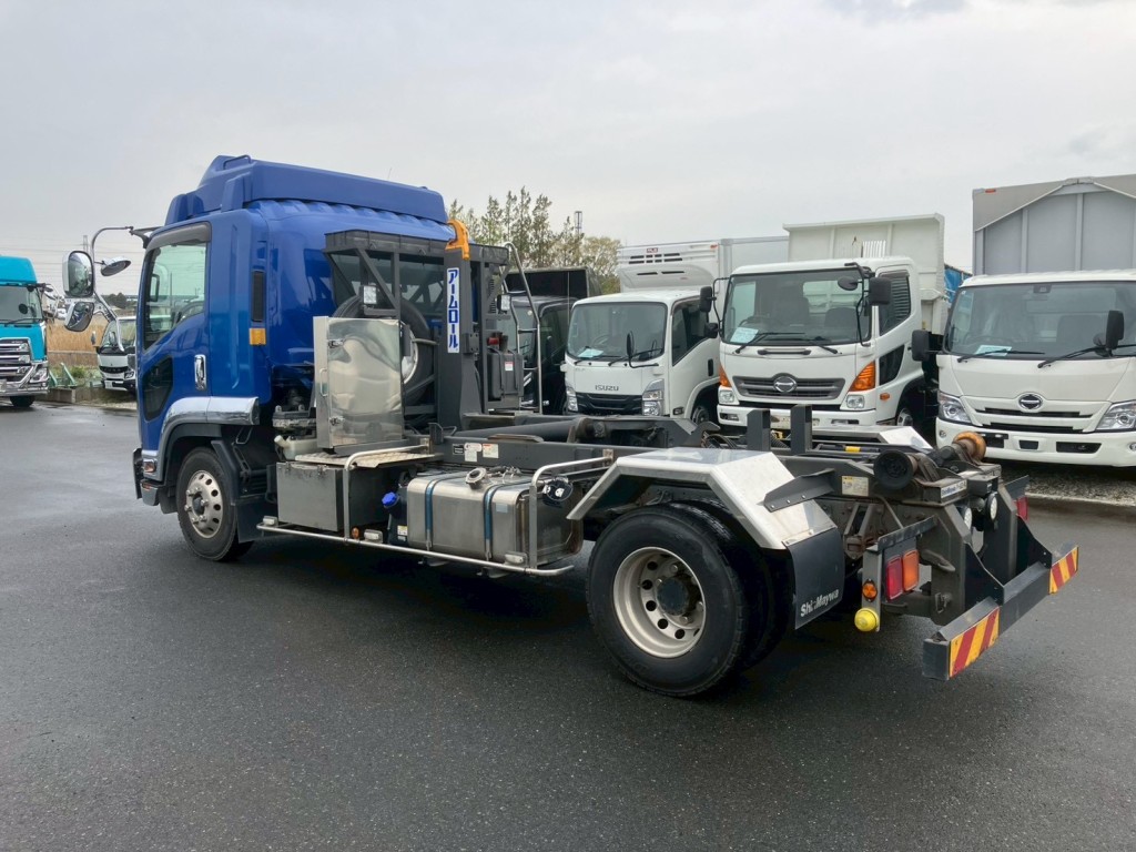 UDトラックス コンドル 2PG-BRR90S2(2WD)の写真3