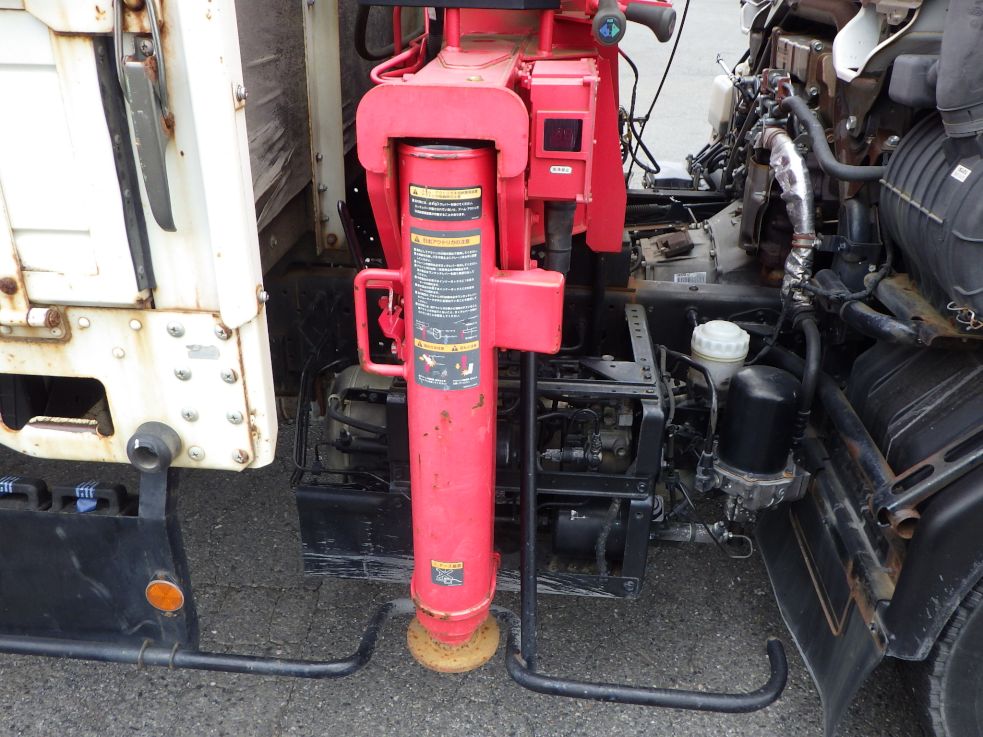 左右のアウトリガーにキズ・サビがあります。|いすゞ フォワード TKG-FRR90S1(2WD)の写真36