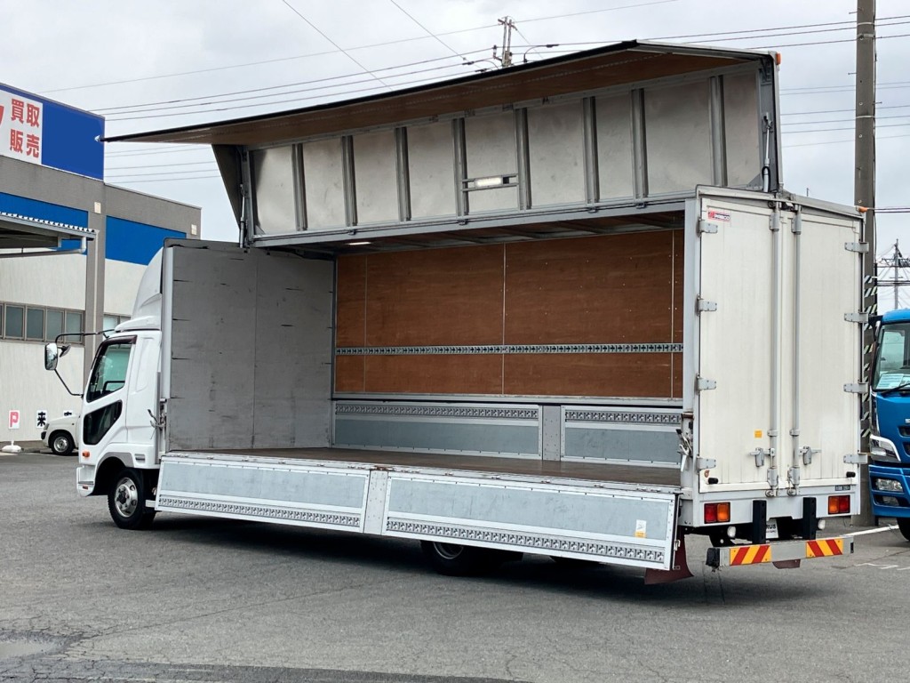 三菱 ファイター 2KG-FK61F(2WD)の写真3