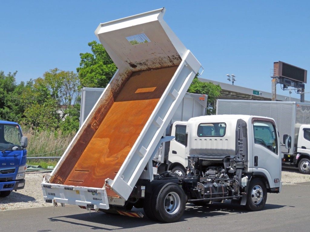 いすゞ エルフ TKG-NPR85YN(2WD)の写真5