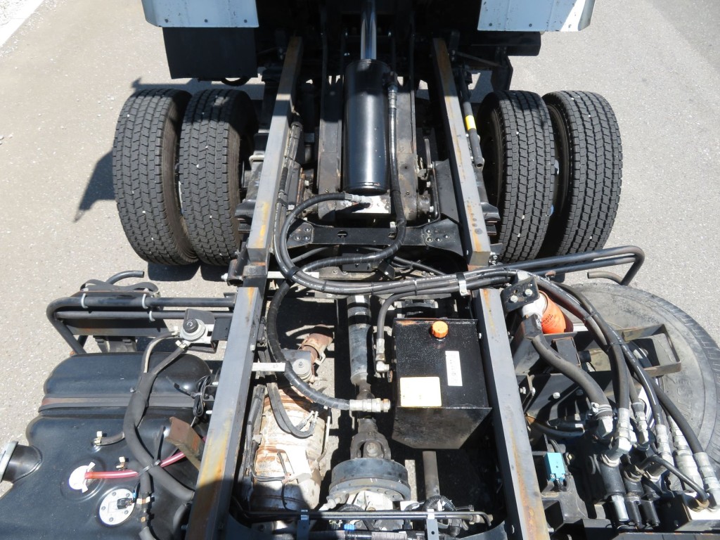 いすゞ エルフ TKG-NPR85YN(2WD)の写真12