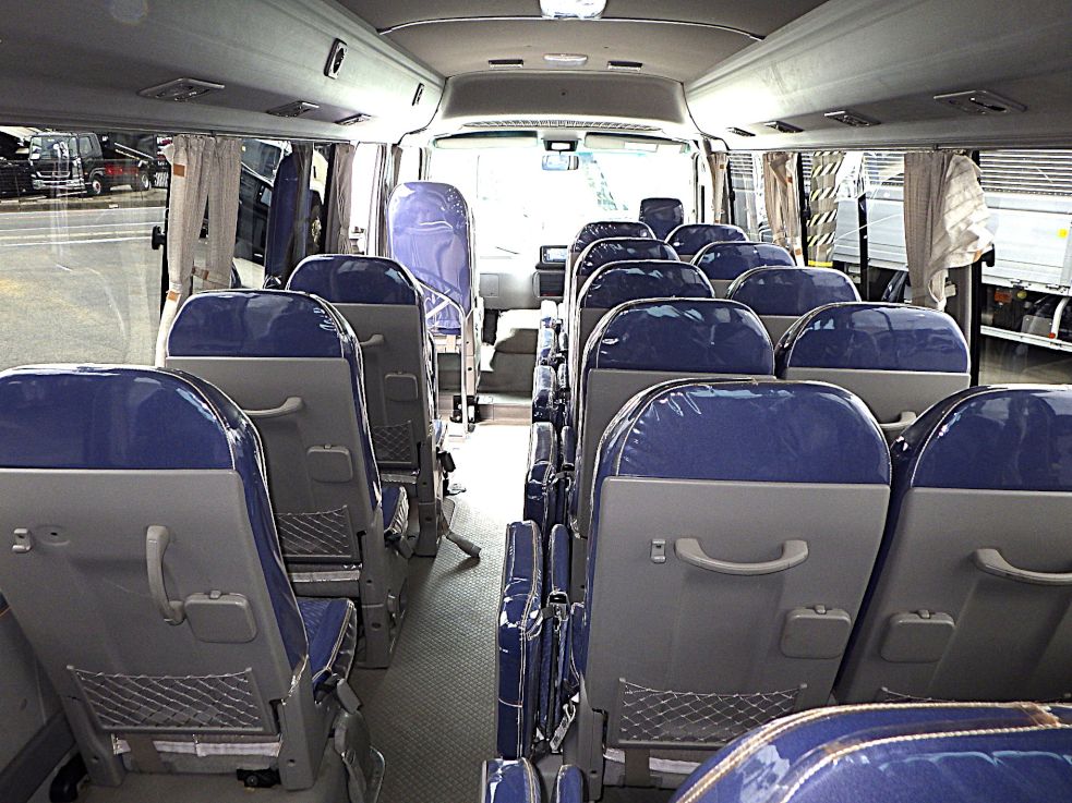 室内の状態です。(後方より)|日野 デュトロ SKG-XZB50Mの写真8