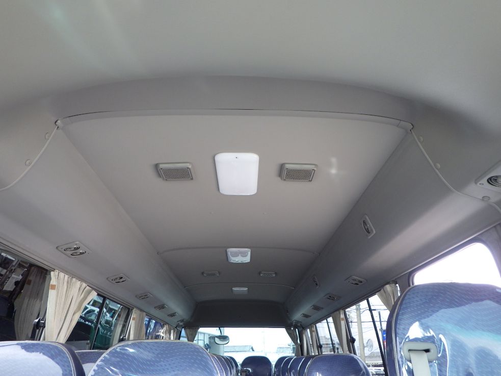 室内天井の状態です。|日野 デュトロ SKG-XZB50Mの写真9