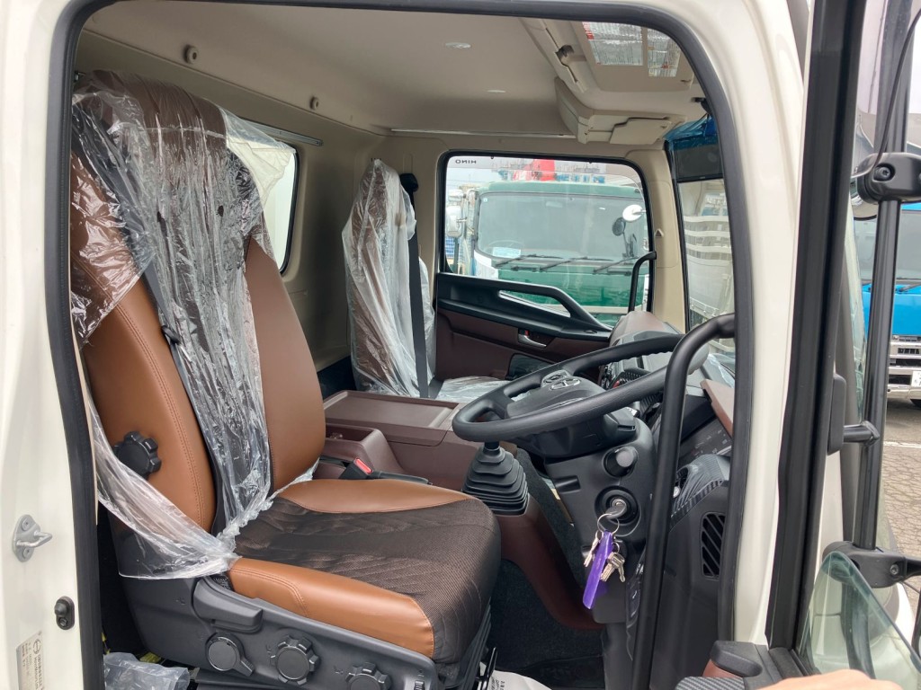 日野 レンジャー 2KG-FC2ABG(2WD)の写真5