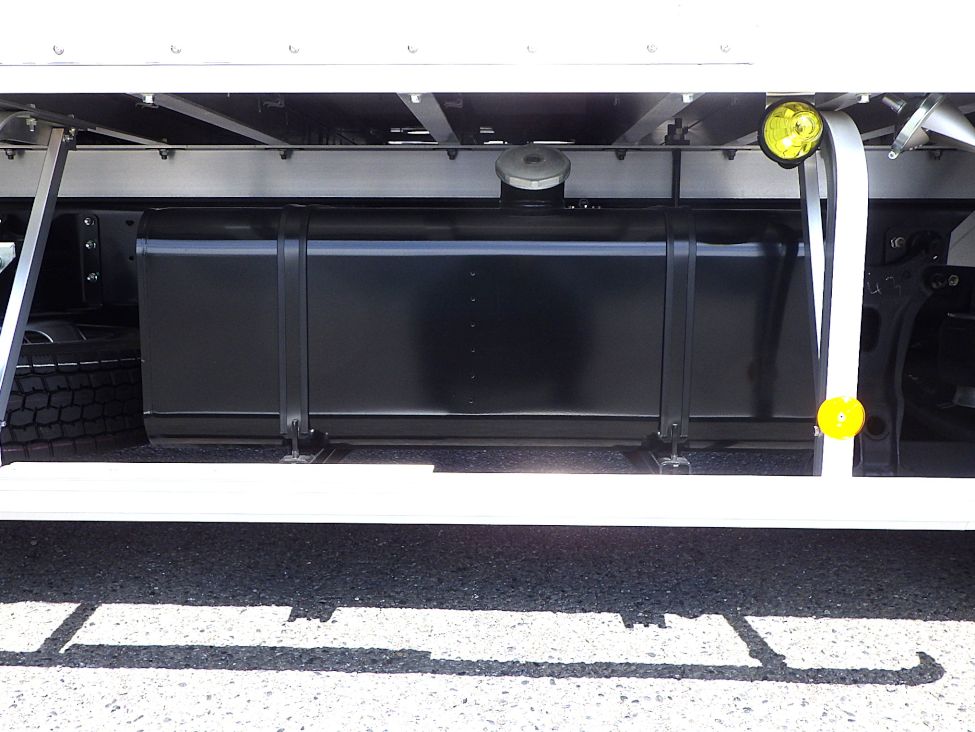 燃料タンクは２００Lです。|日野 レンジャー 2KG-FC2ABG(2WD)の写真20