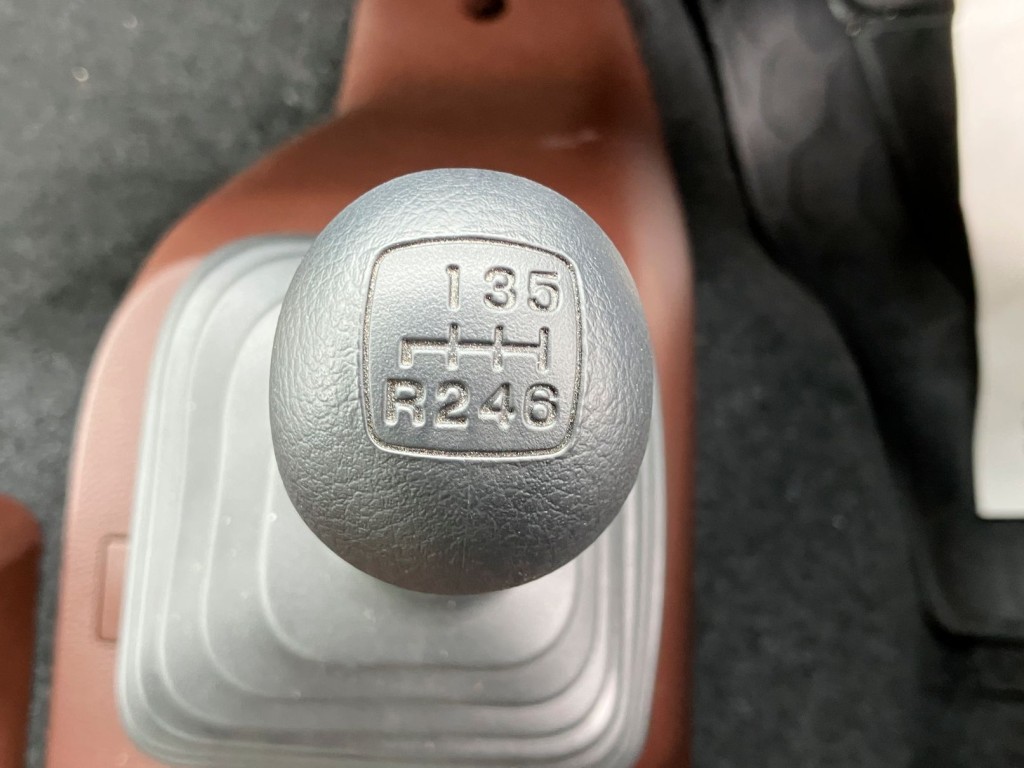 日野 レンジャー 2KG-FC2ABG(2WD)の写真22