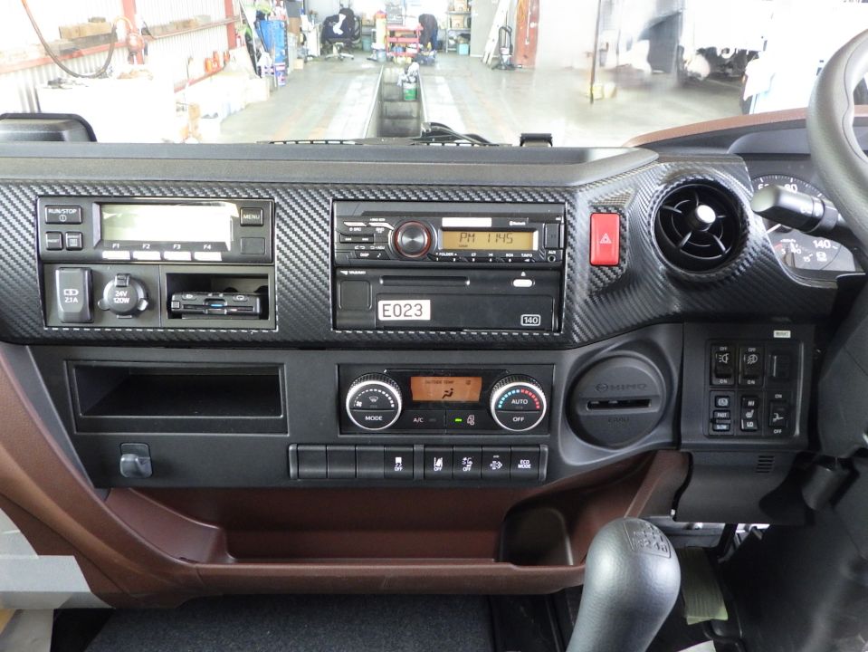 パネル周りの状態です。|日野 レンジャー 2KG-FC2ABG(2WD)の写真35