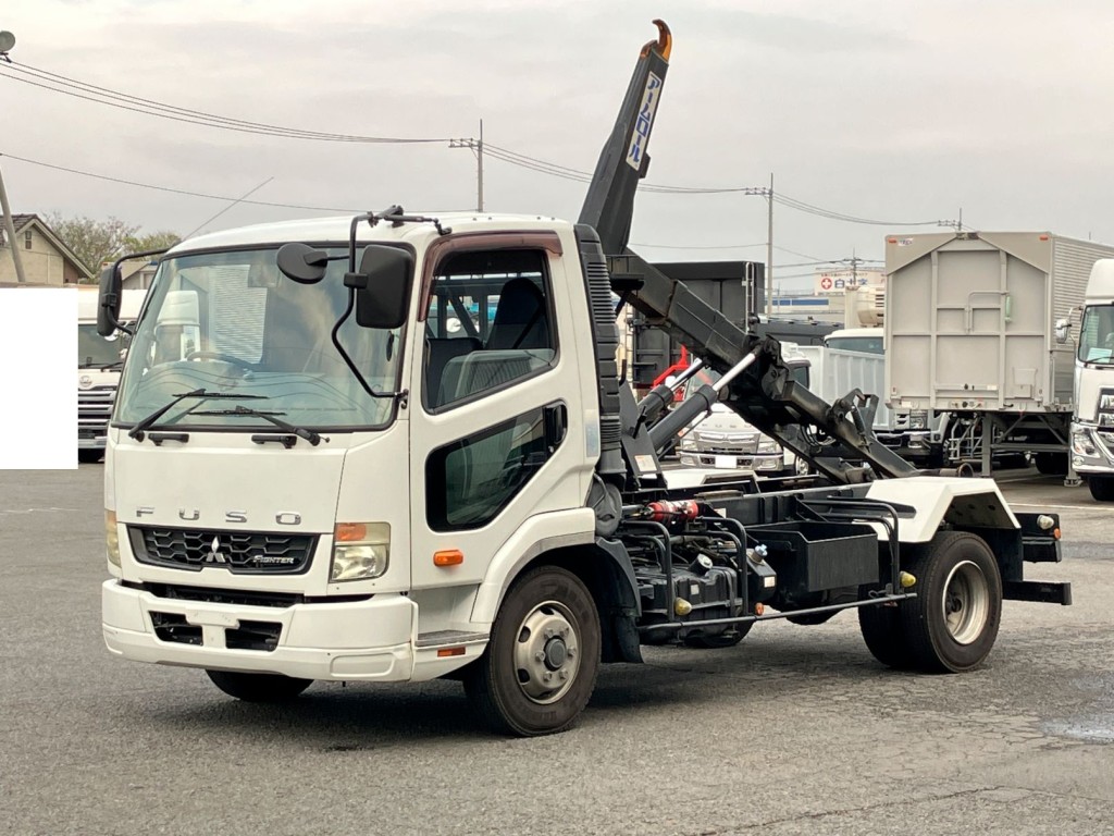 三菱 ファイター TKG-FK71F(2WD)の写真1