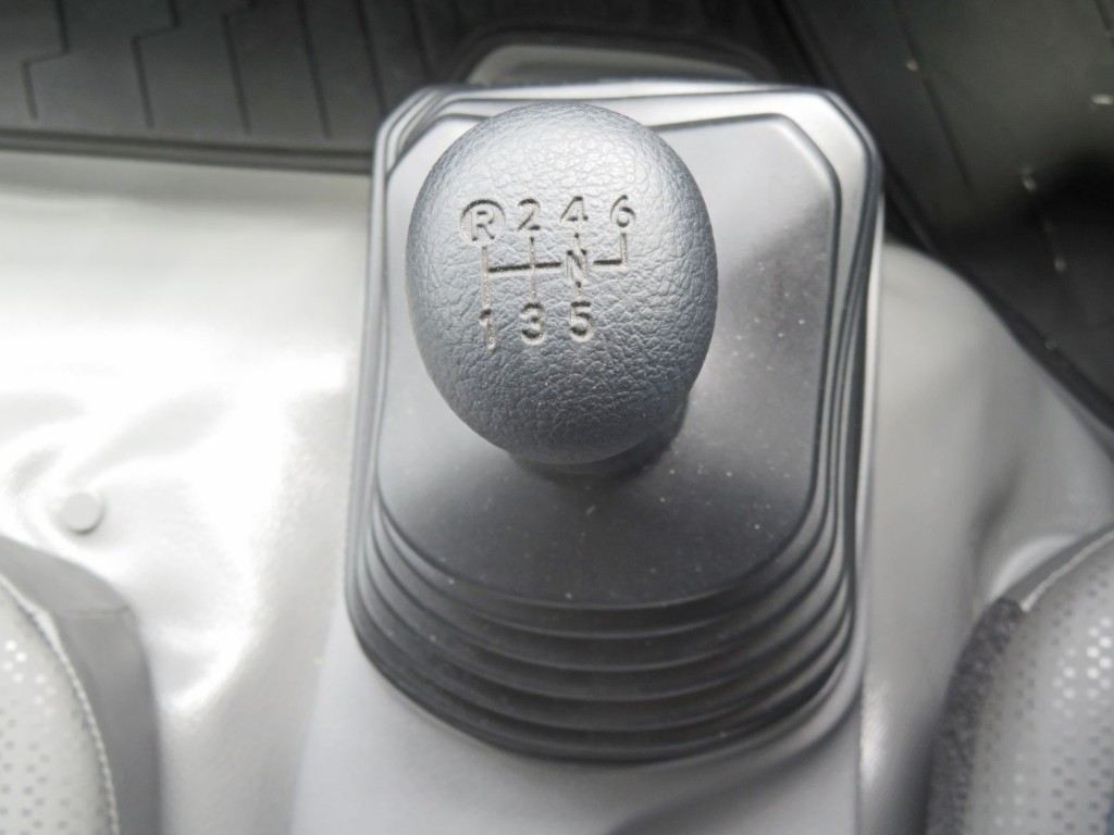 日野 デュトロ 2KG-XZU712M(2WD)の写真42