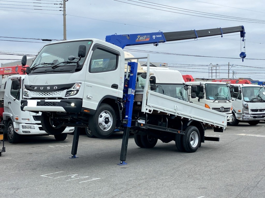 三菱 キャンター 2PG-FEB80(2WD)の写真1