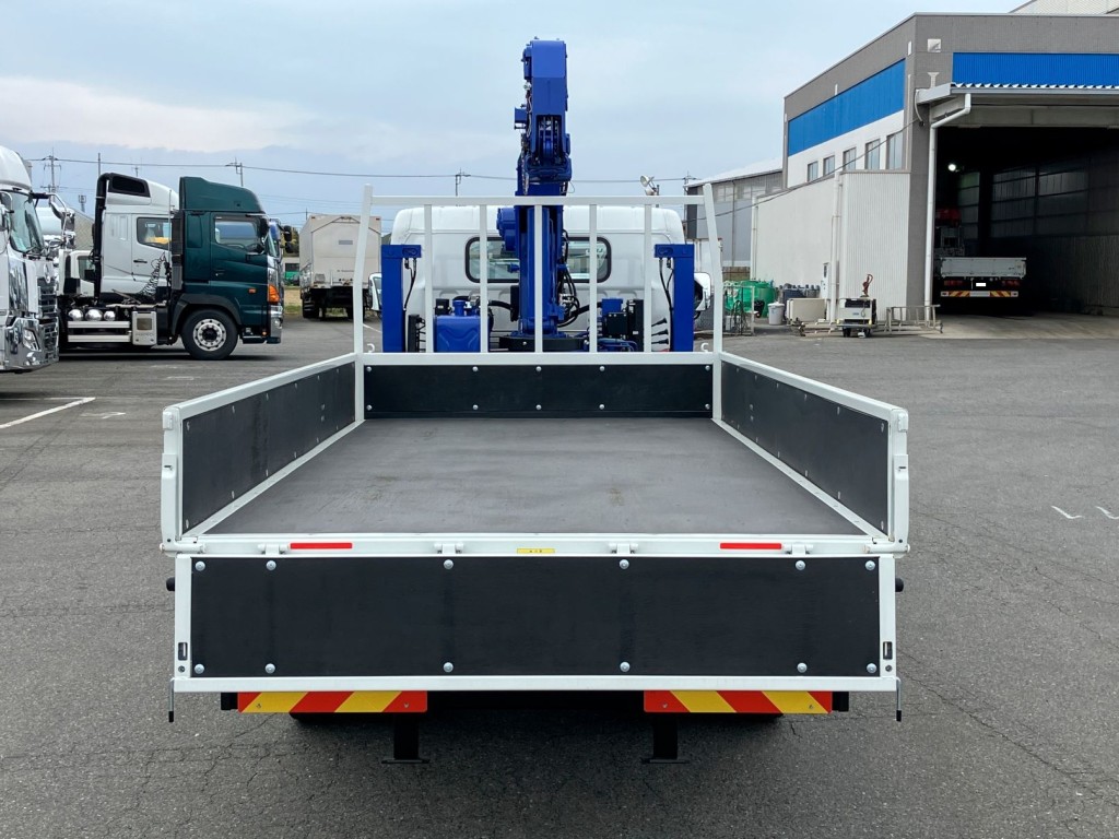 三菱 キャンター 2PG-FEB80(2WD)の写真8