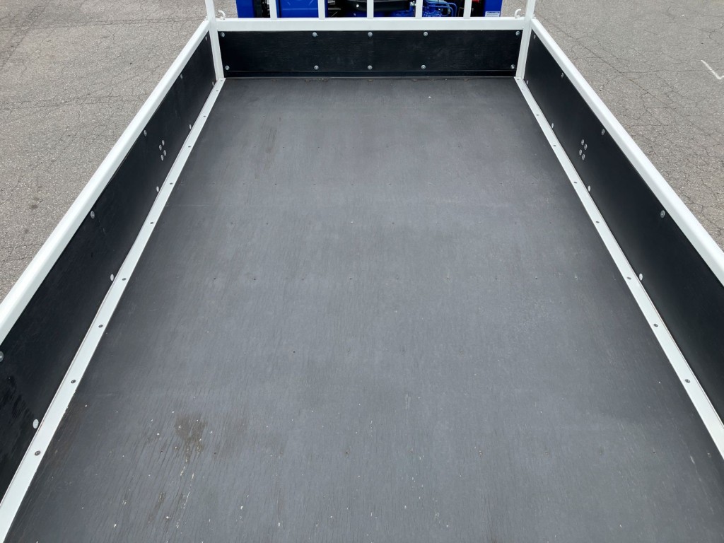 三菱 キャンター 2PG-FEB80(2WD)の写真9