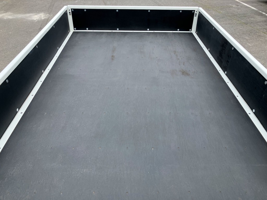 三菱 キャンター 2PG-FEB80(2WD)の写真10