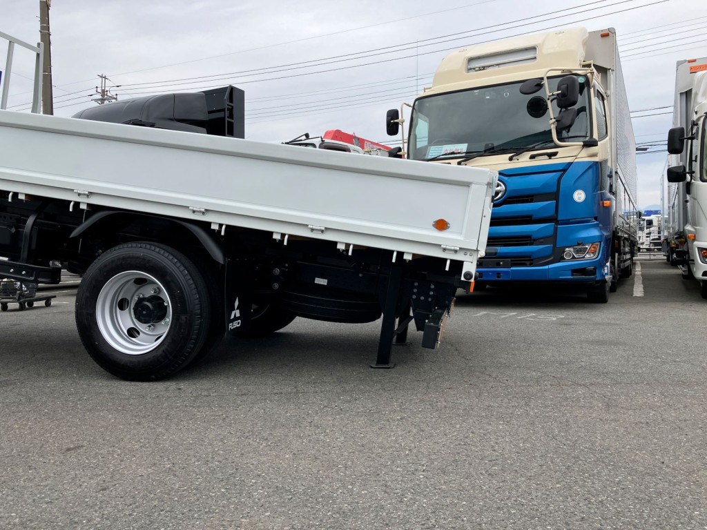 三菱 キャンター 2PG-FEB80(2WD)の写真15