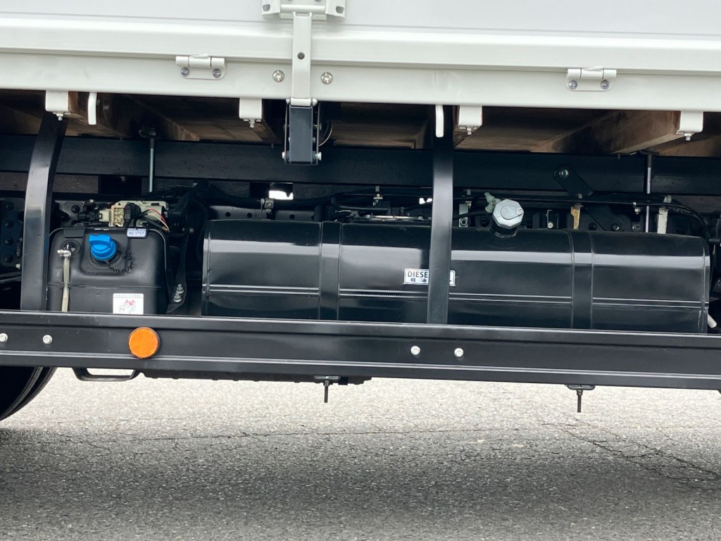 三菱 キャンター 2PG-FEB80(2WD)の写真16