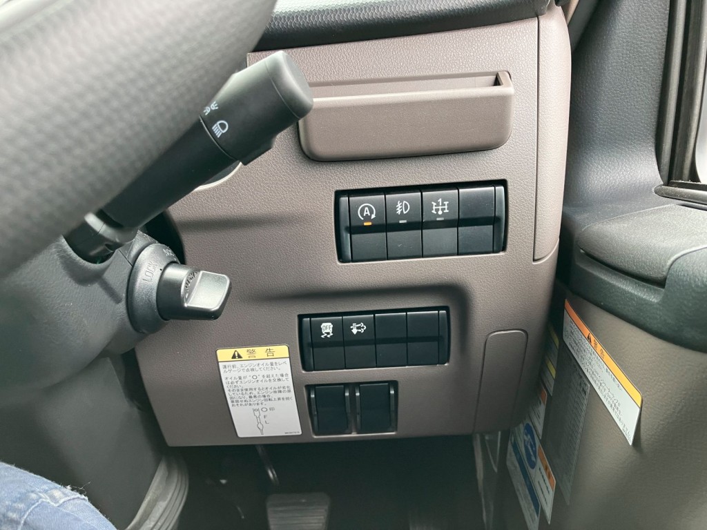 三菱 キャンター 2PG-FEB80(2WD)の写真18