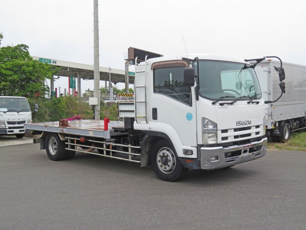 いすゞ フォワード LKG-FTR90S2の写真2