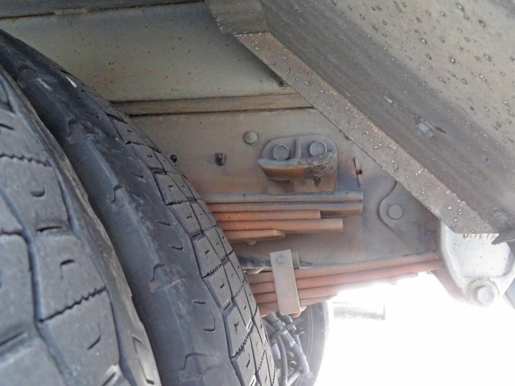 いすゞ フォワード LKG-FTR90S2の写真5