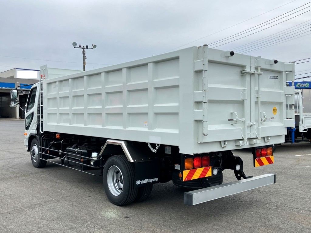 三菱 ファイター 2KG-FK72FZの写真3