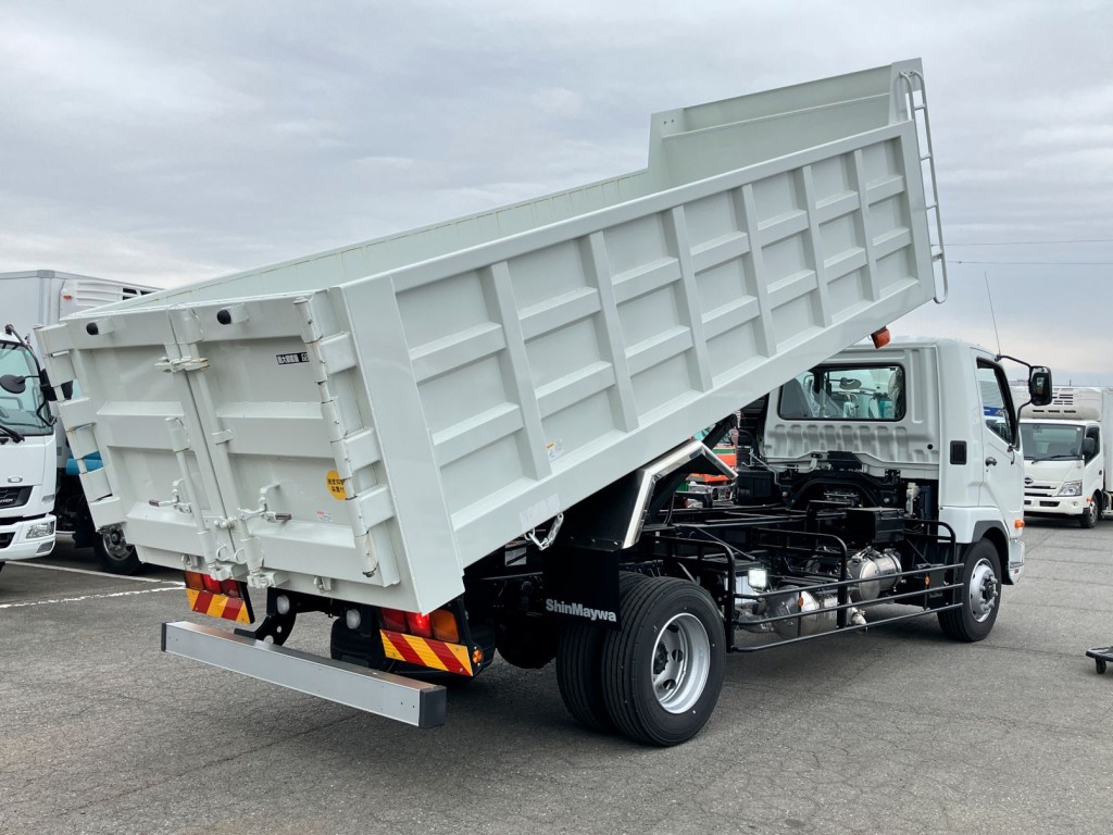 三菱 ファイター 2KG-FK72FZの写真4