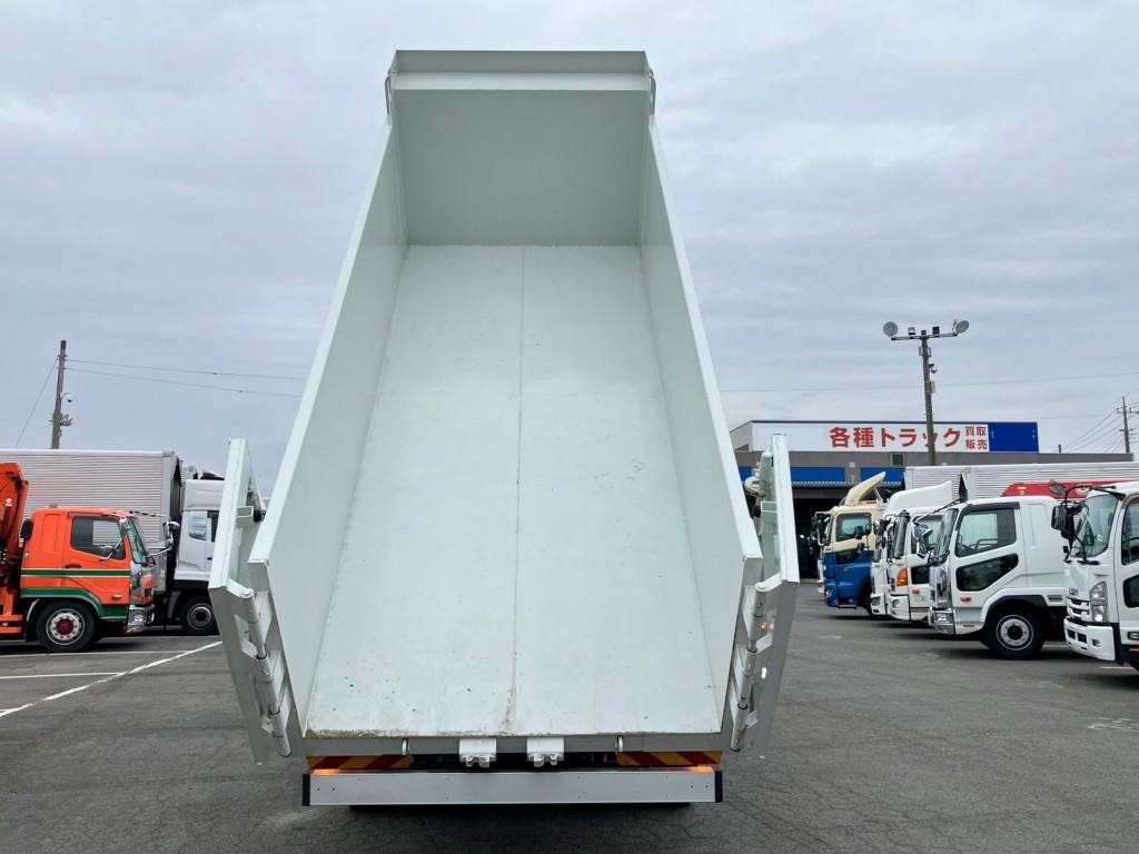 三菱 ファイター 2KG-FK72FZの写真8