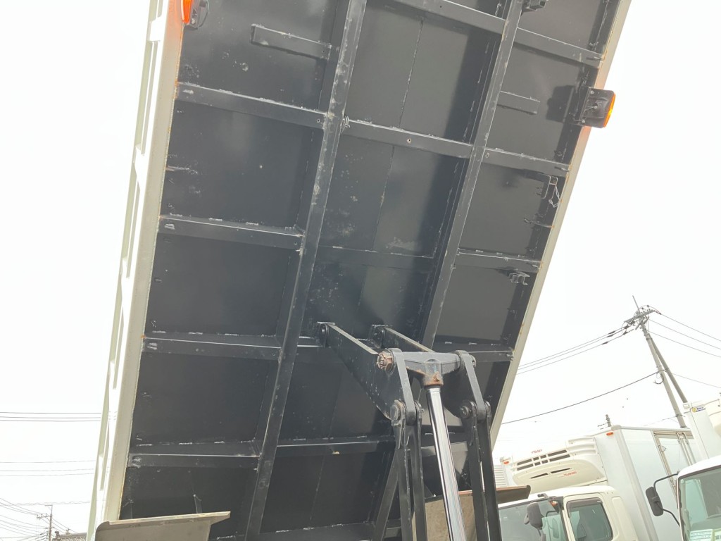 三菱 ファイター 2KG-FK72FZの写真12