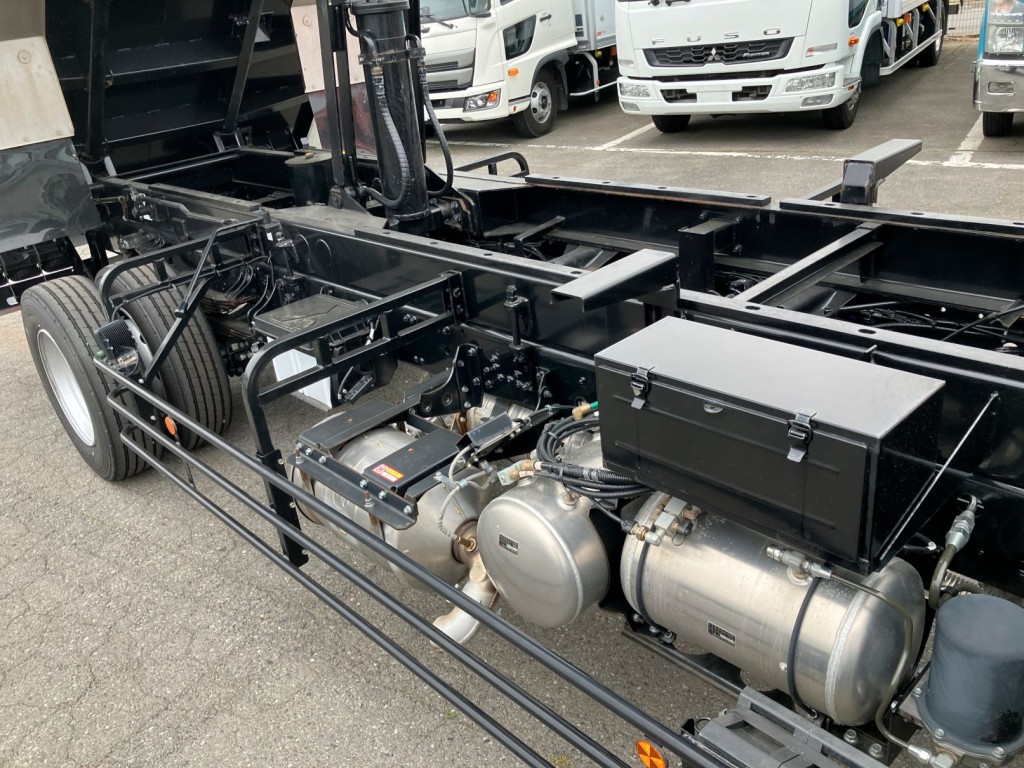 三菱 ファイター 2KG-FK72FZの写真13