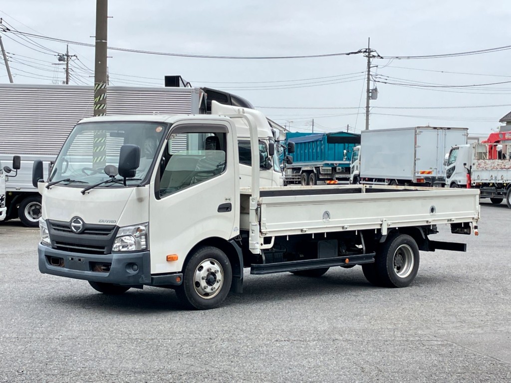日野 デュトロ TPG-XZU712M(2WD)の写真1
