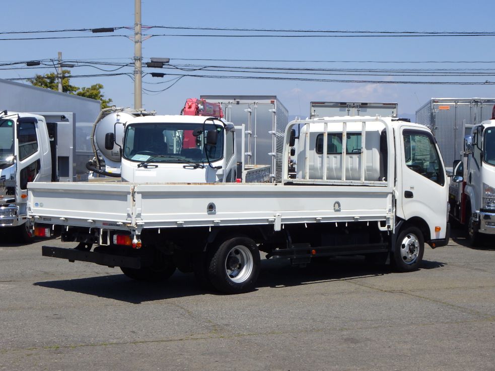 日野 デュトロ TPG-XZU712M(2WD)の写真4