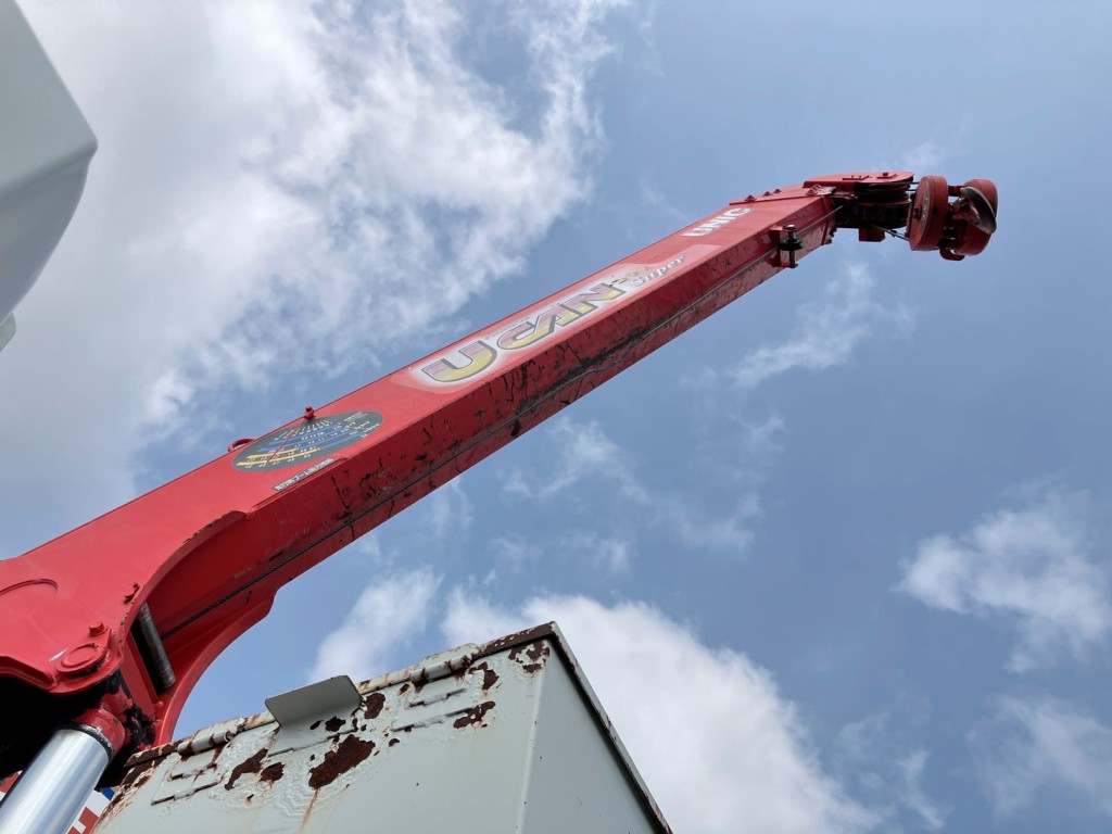 ブーム下部にキズ・サビがあります。|三菱 ファイター QKG-FK62FZの写真40