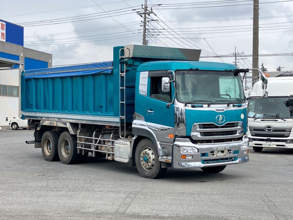 UDトラックス クオン QKG-CW5YLの写真2