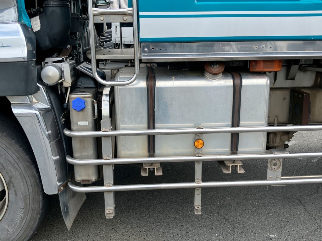 UDトラックス クオン QKG-CW5YLの写真14