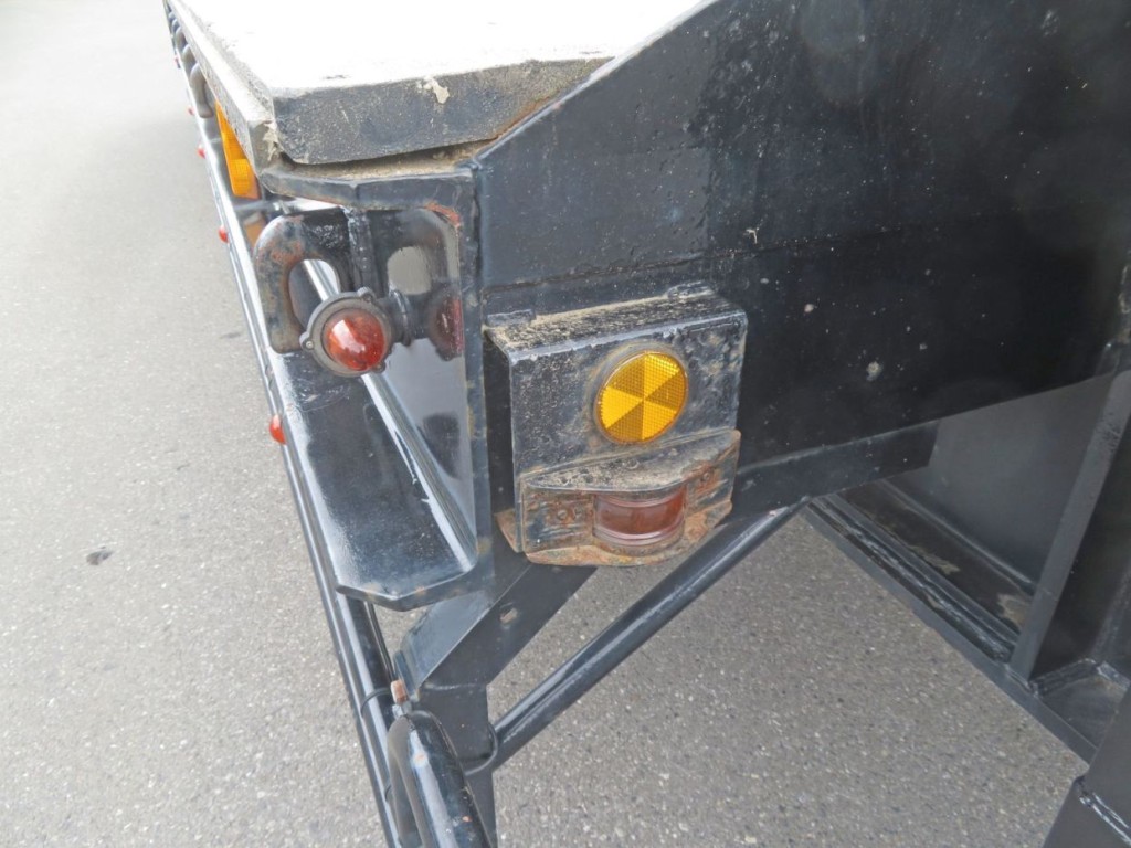 車幅灯周りにサビがあります。|東急 TL26G4F2の写真24