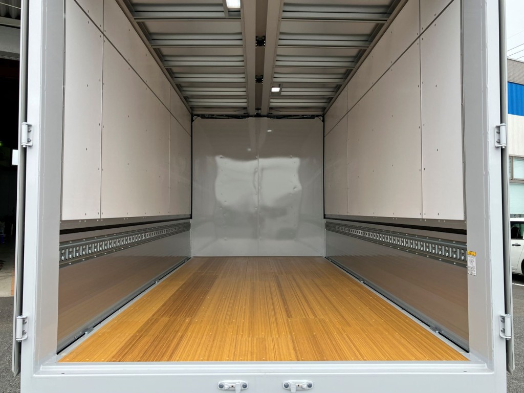 床は板張り・ラッシング1段付いています。|日野 デュトロ 2KG-XZU722M(2WD)の写真11