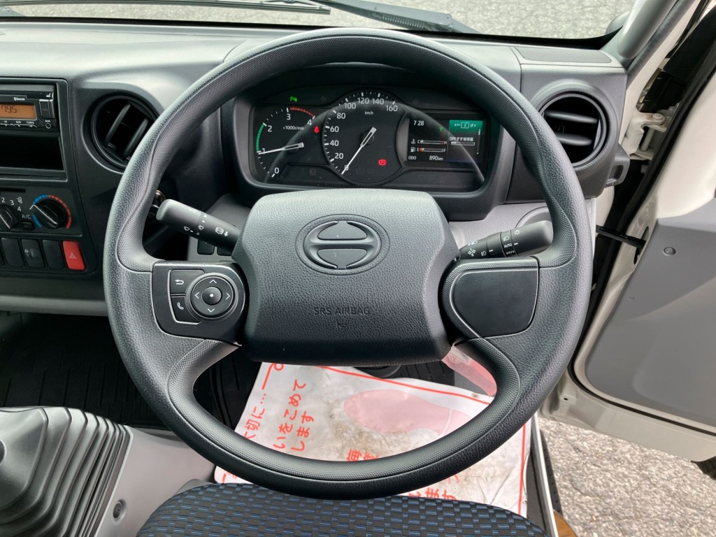 メーター周りの状態です。|日野 デュトロ 2KG-XZU722M(2WD)の写真25