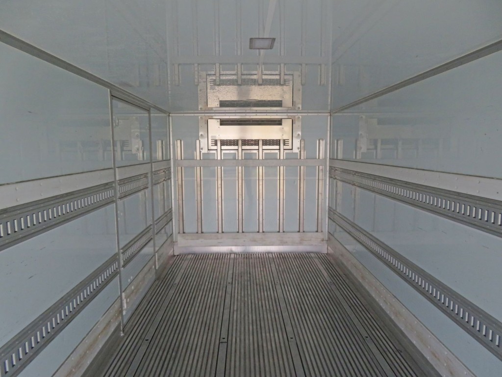 日野 レンジャー 2KG-FD2ABG(2WD)の写真9