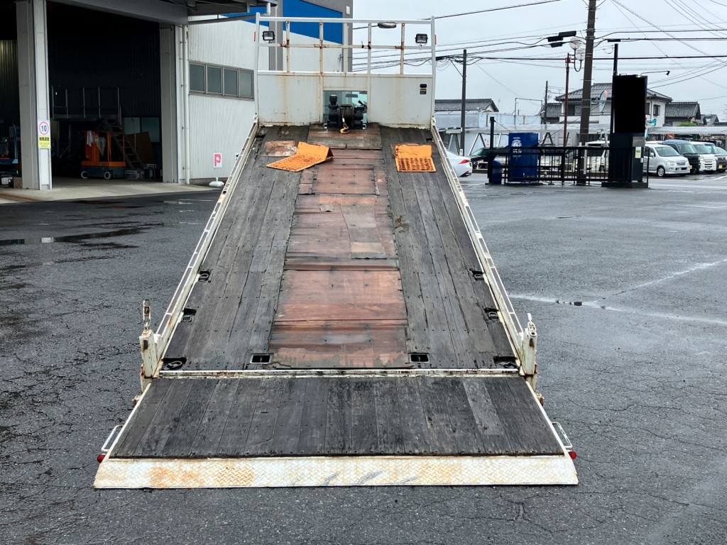 いすゞ フォワード TKG-FRR90S1(2WD)の写真7