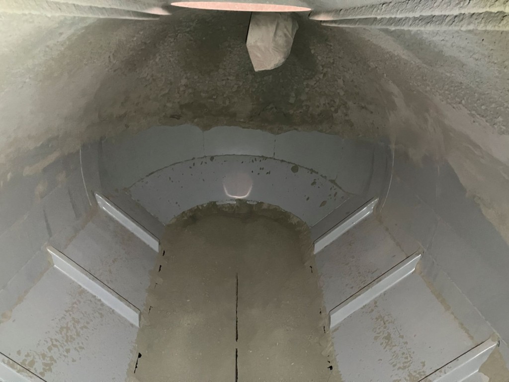 いすゞ ギガ 2PG-CYL77CMの写真12