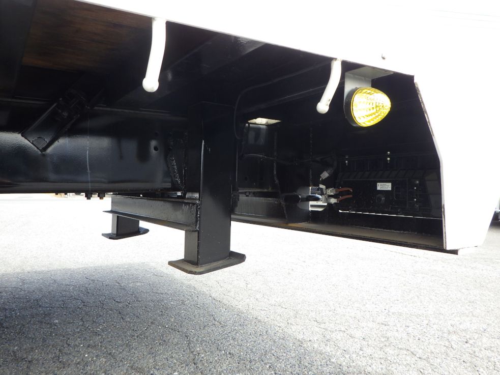 脚付きです。|日野 レンジャー 2KG-GK2ABAの写真14