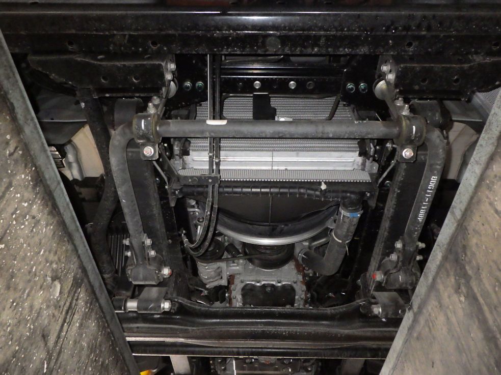 ボディー下周りの状態です。|日野 レンジャー 2KG-GK2ABA(6x4)の写真26
