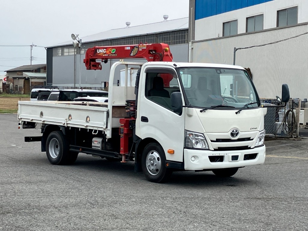 トヨタ カゼット 2RG-XZU710(2WD)の写真2