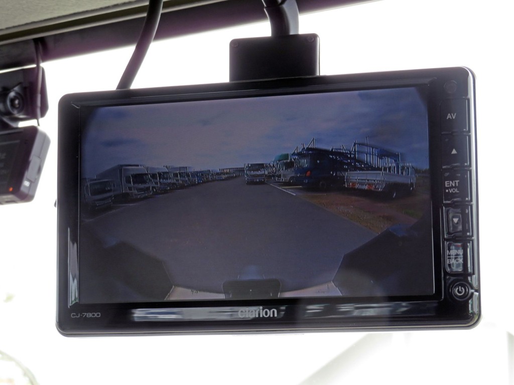 液晶バックモニターです。|UDトラックス クオン 2PG-CW5ELの写真21