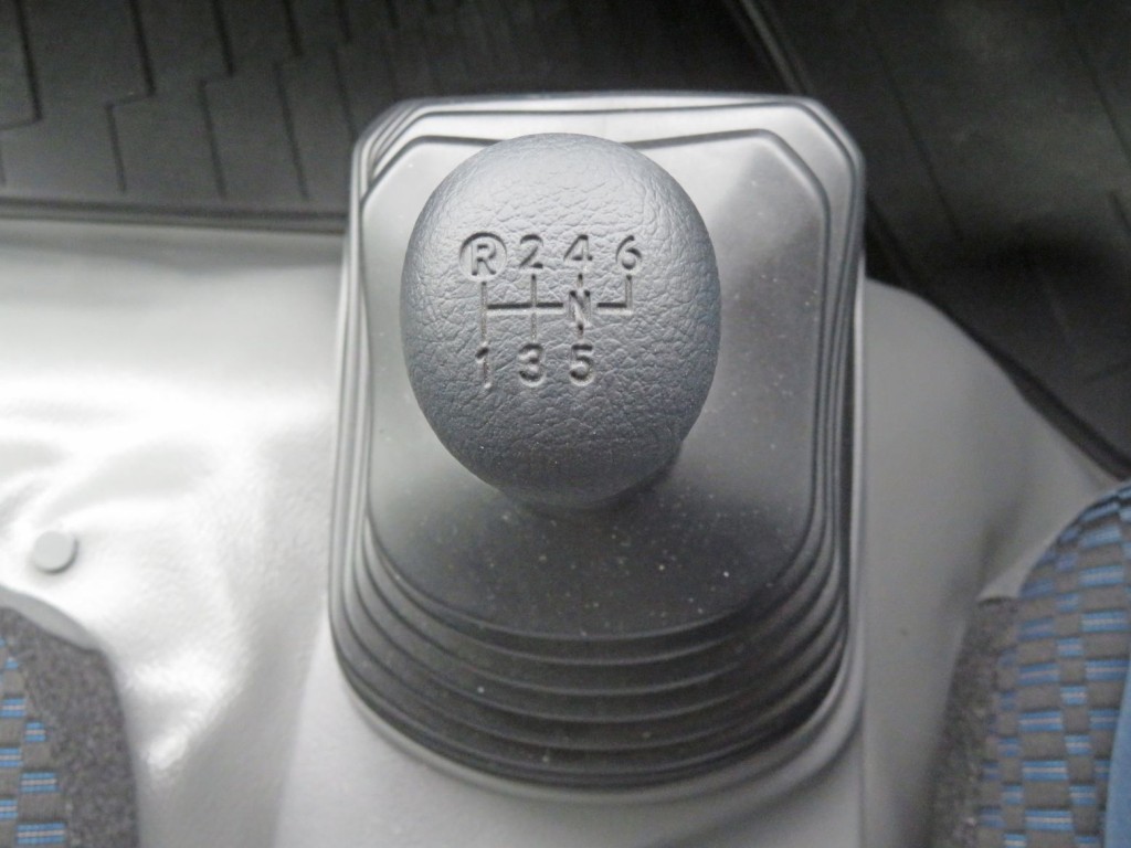 日野 デュトロ 2KG-XZU722M(2WD)の写真18