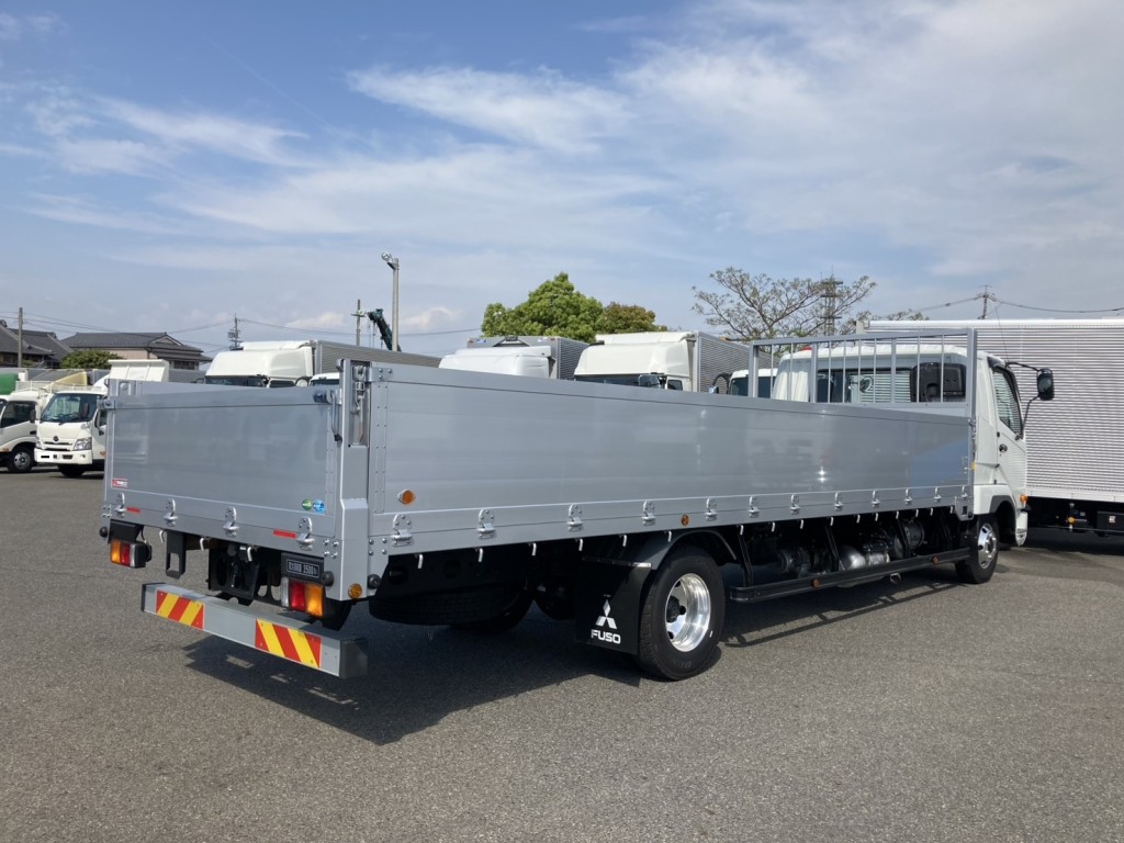三菱 ファイター 2KG-FK62F(2WD)の写真4