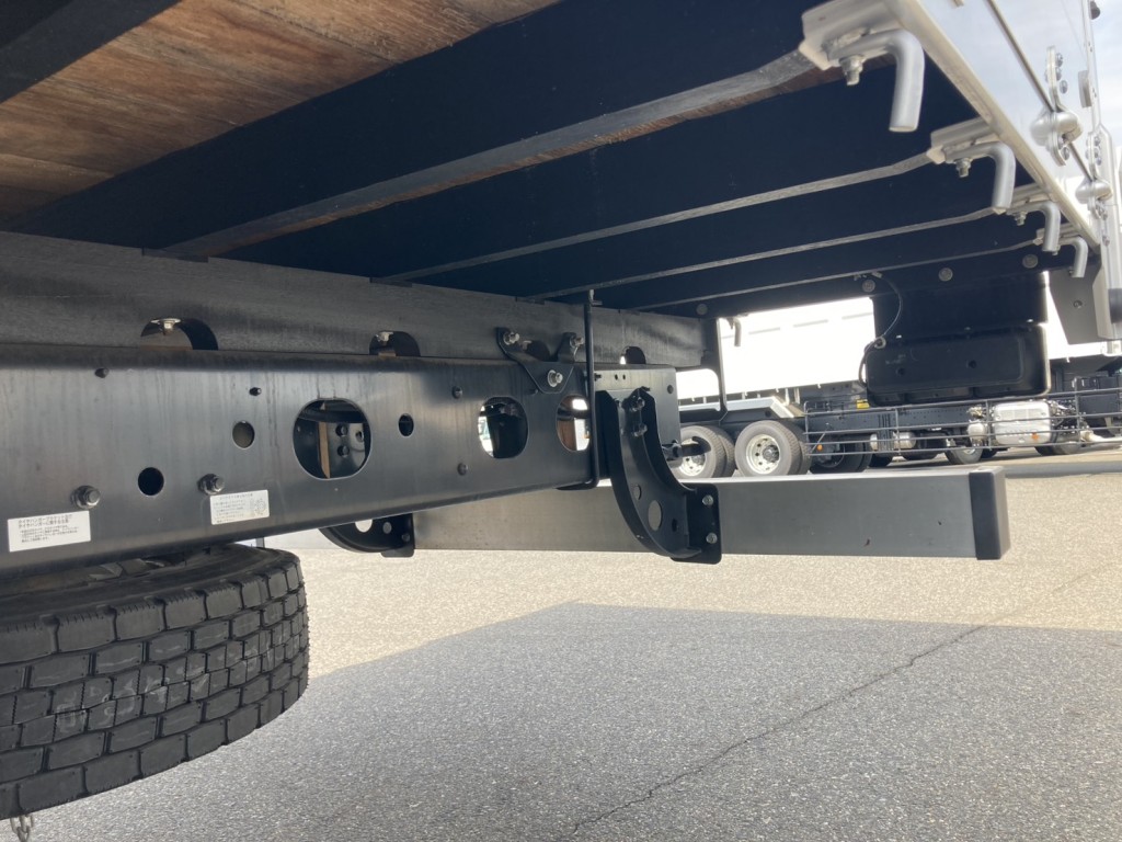 シャーシとネタの状態です。|三菱 ファイター 2KG-FK62F(2WD)の写真8
