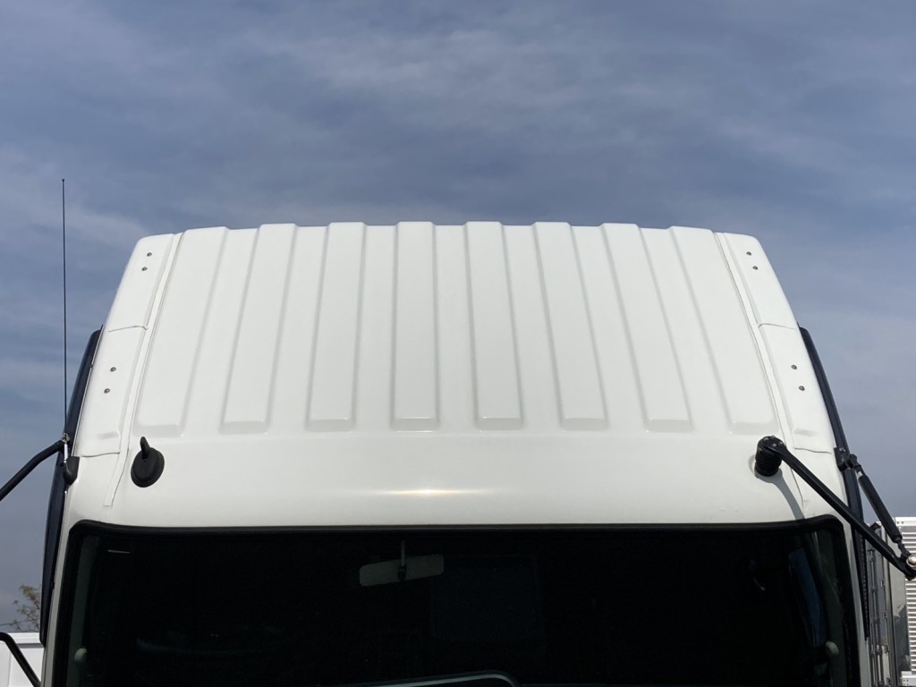 ルーフの状態です。|三菱 ファイター 2KG-FK62F(2WD)の写真28