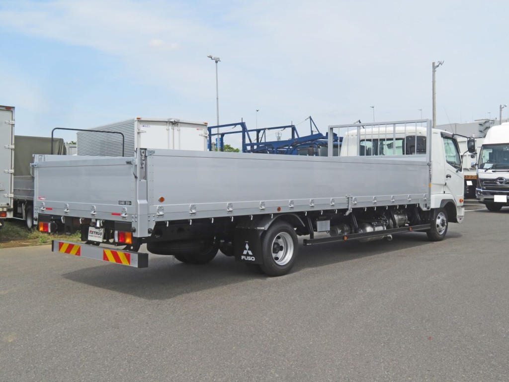 三菱 ファイター 2KG-FK62F(2WD)の写真4