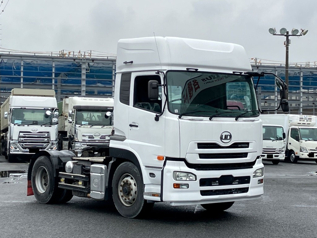UDトラックス クオン QKG-GK6XABの写真2