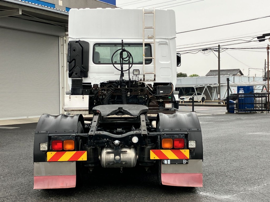 UDトラックス クオン QKG-GK6XABの写真8